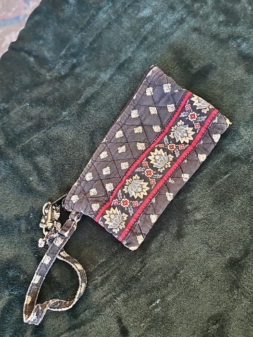 Vera Bradley -Quilted Floral Wristlet Wallet - Blue with Red Accents